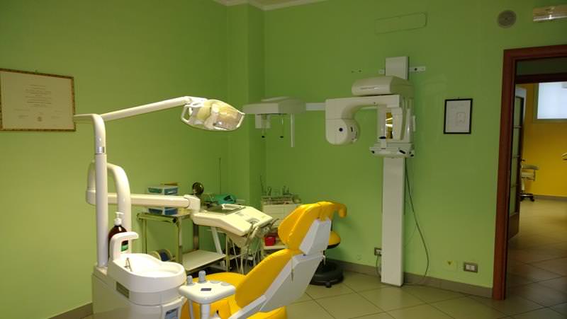 09-Sala-gialla